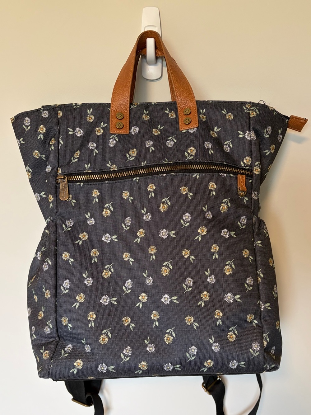 Thirty-One Ditzy Floral Daisy Canvas Backpack Tote Bag Adjustable Straps Journey